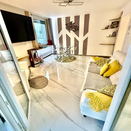 Apartment 13 View, Family Modern App Montreux