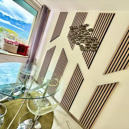 13 View, Family Modern App Apartmán Montreux